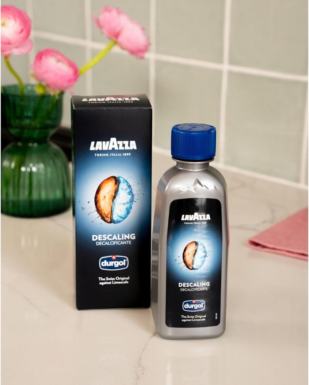 Lavazza A Modo Mio 18400049 Liquido Decalcificante Per Macchine Caffè, 250 ml, ‎Nero