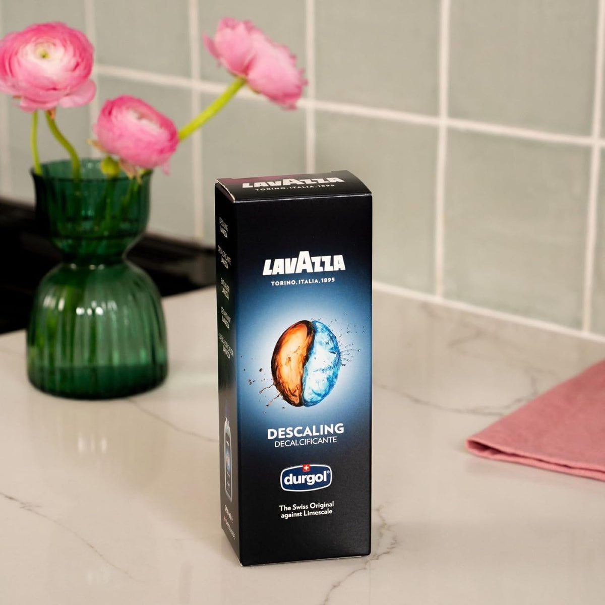 Lavazza A Modo Mio 18400049 Liquido Decalcificante Per Macchine Caffè, 250 ml, ‎Nero