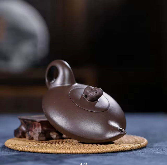 Teiera in Argilla Viola Yixing – Teiera Tradizionale Cinese per Tè Pregiati - Infusée